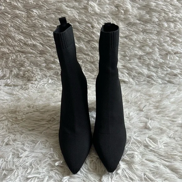 Cape Robbin Faina Knit Sock Boots Block Heel Pointed Toe Black Size 7 New In Box - Picture 2 of 9